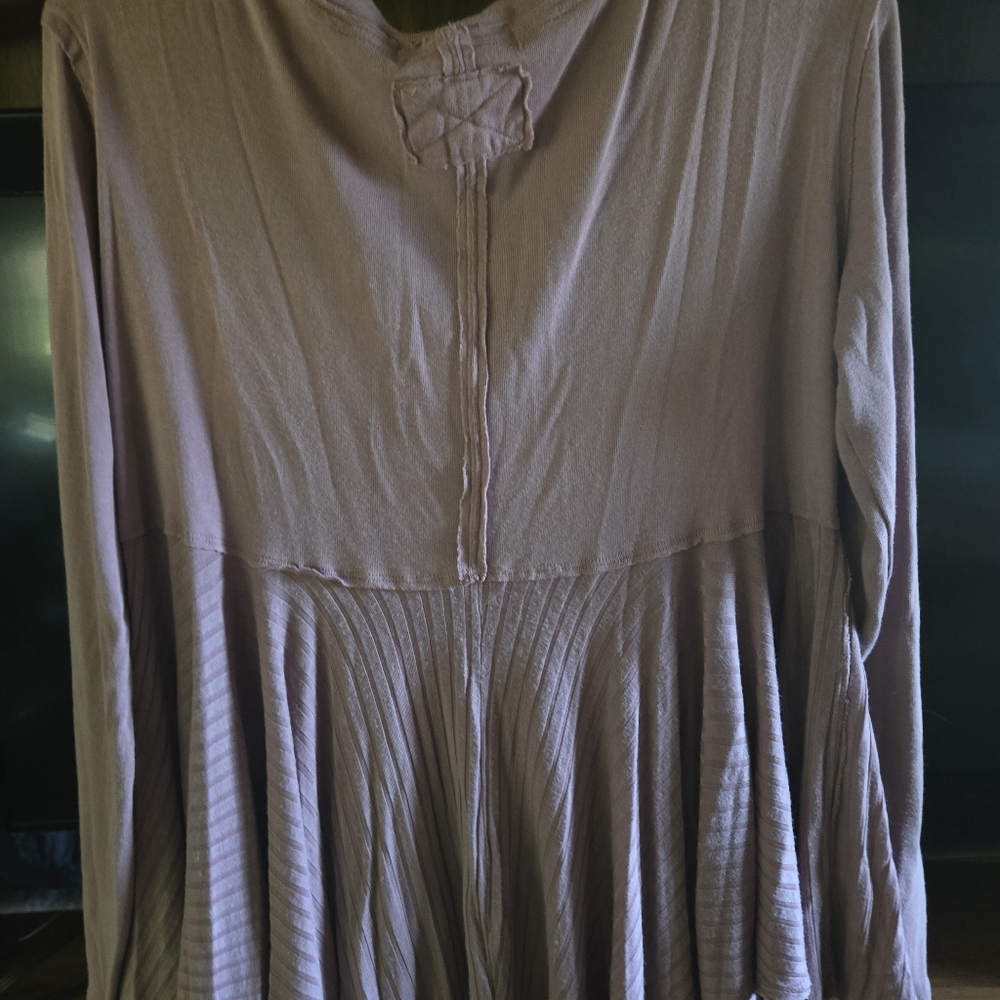 We The Free People..... Salmon Tunic Medium